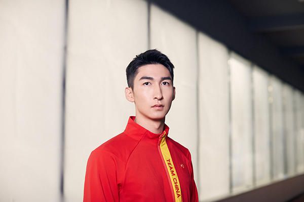 “拉特克利夫爵士名下的企业IsleofMan和TrawlersLtd全额赞助了这次收购，他并没有举债。